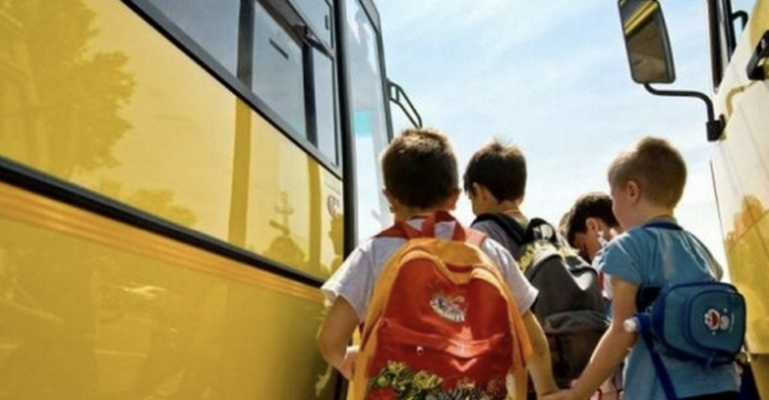 Microbuzele electrice pentru elevi din Argeș, în centrul unei anchete europene